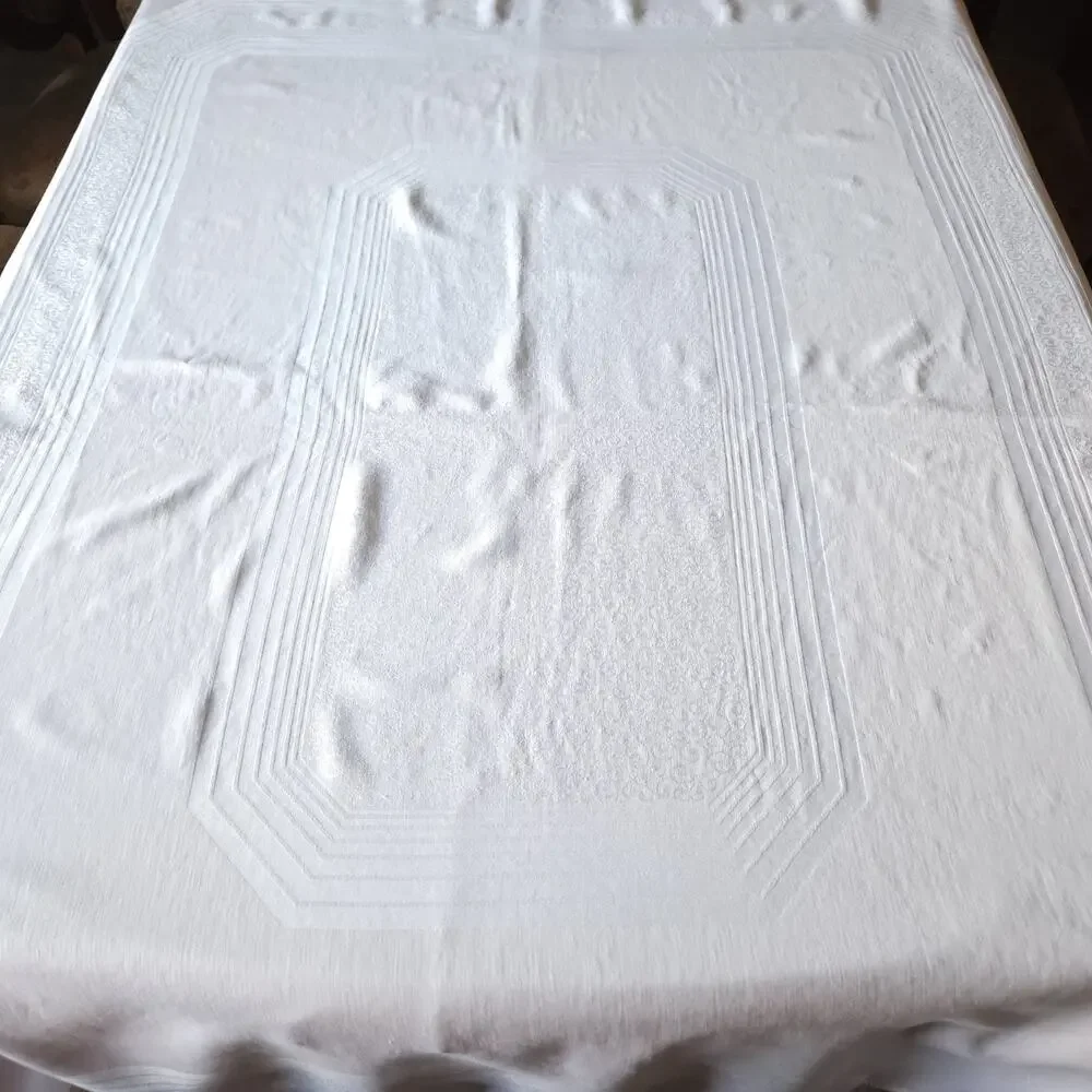 Vtg Damask Jacquard Tablecloth Pale‎ Pink Cotton Valentines Shabby Cutter 74x56